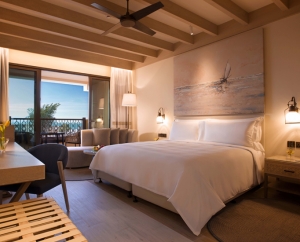 Deluxe Room výhled na bazény, částečný výhled směrem na moře